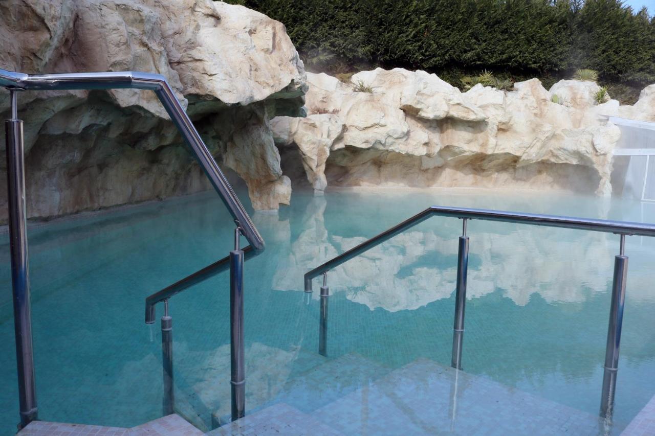 Virginia Resort & Spa - Adults Only Monteforte Irpino Exterior foto